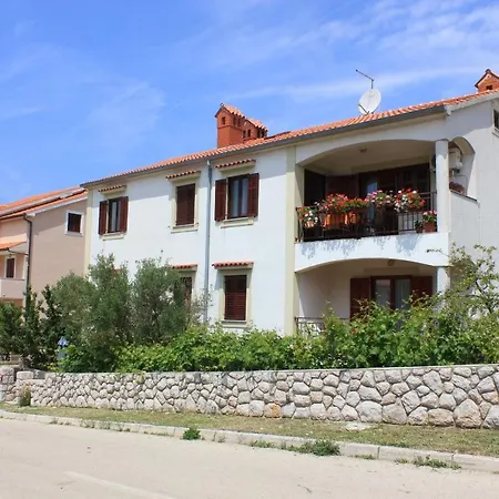 With A Parking Space - 7983 Cres