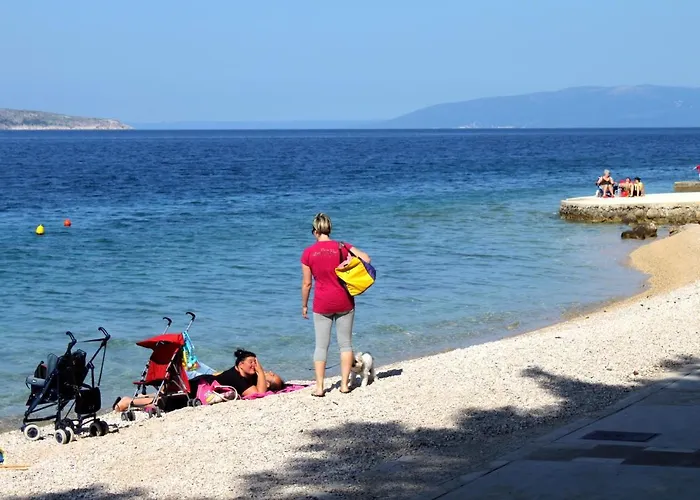 With Parking Space - 7983 Apartament Cres