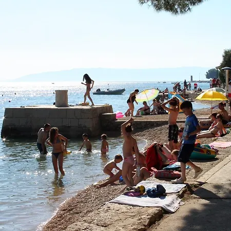 Apartments With Parking Space Cres - 7983